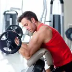 man biceps trainen